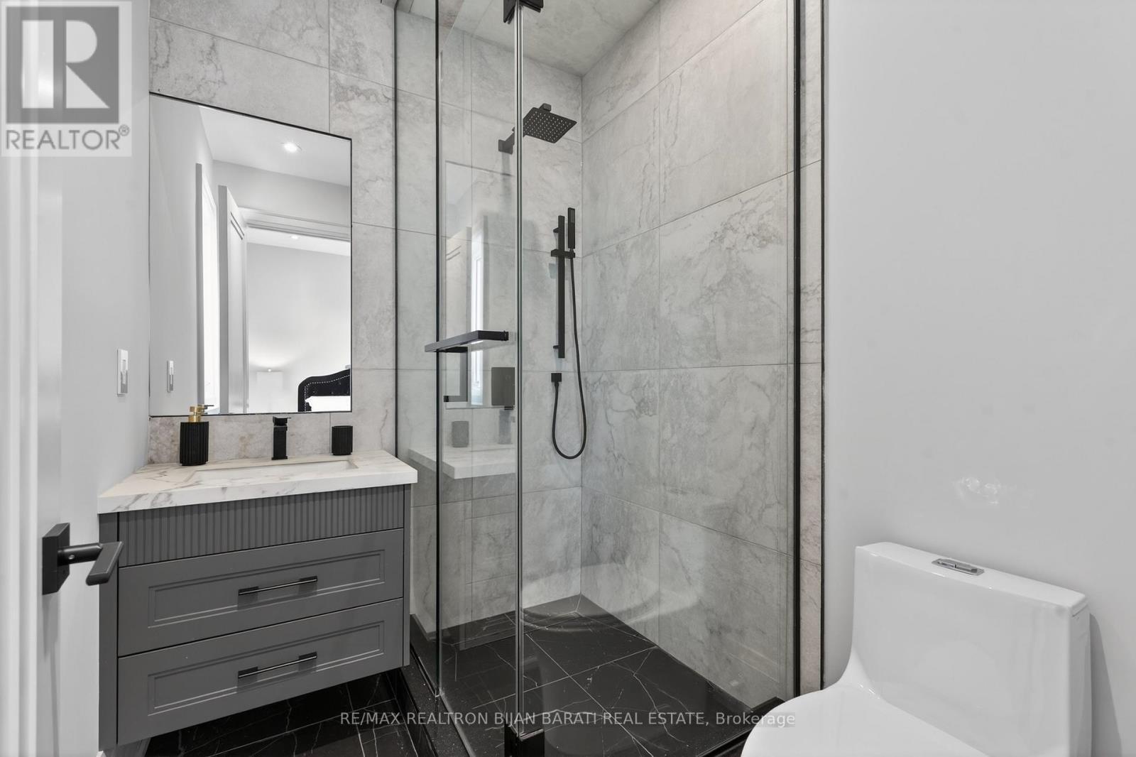 70 Abitibi Avenue, Toronto, ON - Indoor Photo Showing Bathroom
