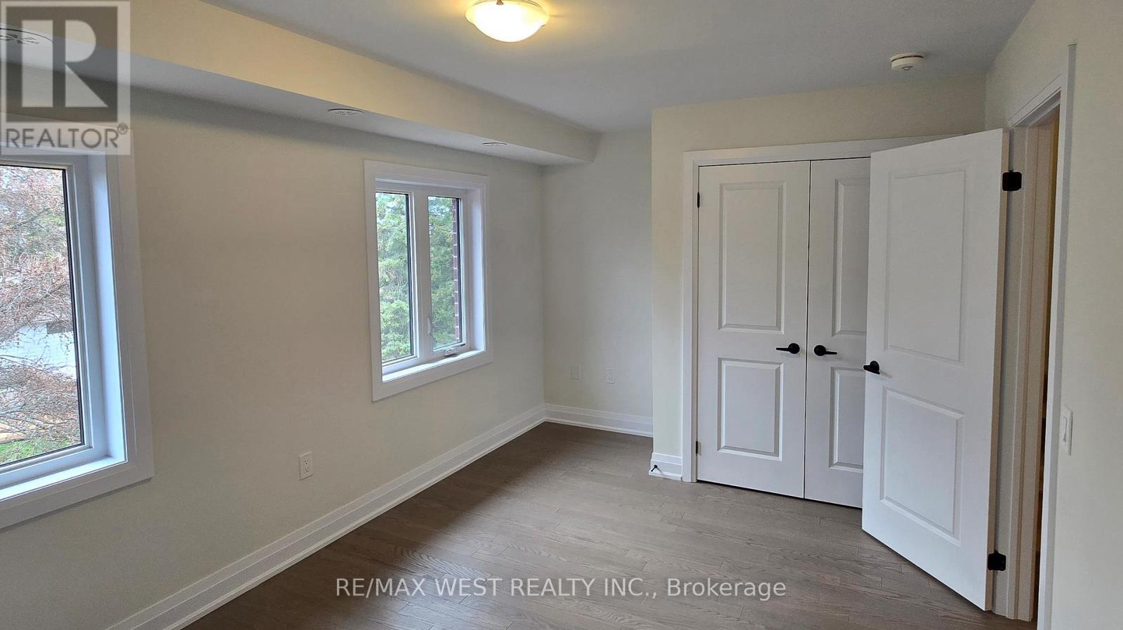 35 Marret Lane, Clarington, ON - Indoor Photo Showing Other Room