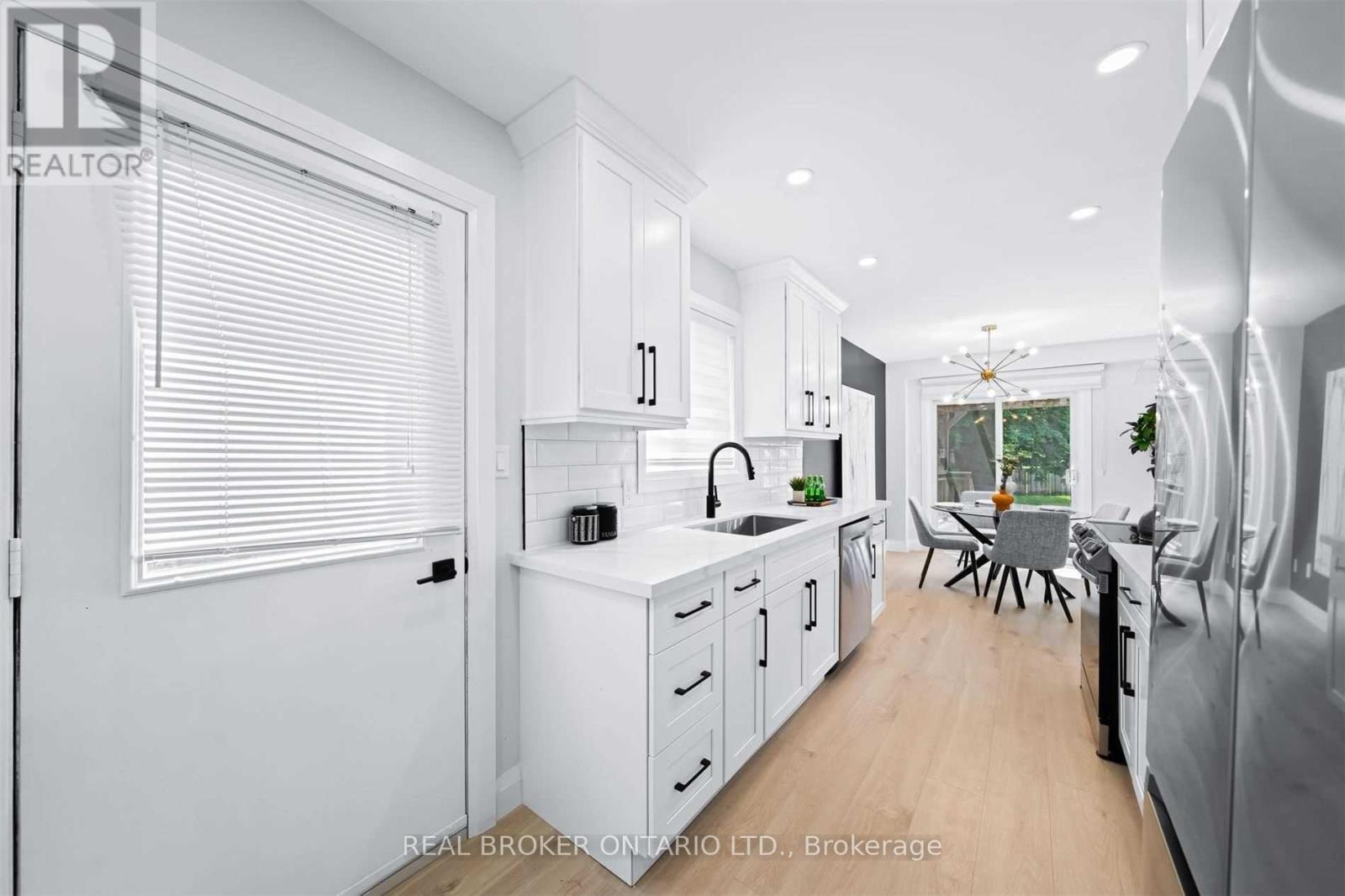 141 Cunningham Drive, New Tecumseth, ON - Indoor