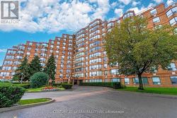 1004 - 6 HUMBERLINE DRIVE Toronto, ON M9W 6X8