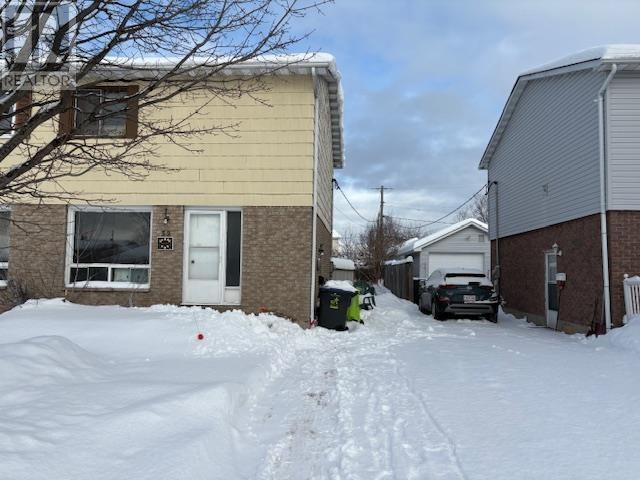 32 Amherst St, Sault Ste. Marie, ON - Outdoor