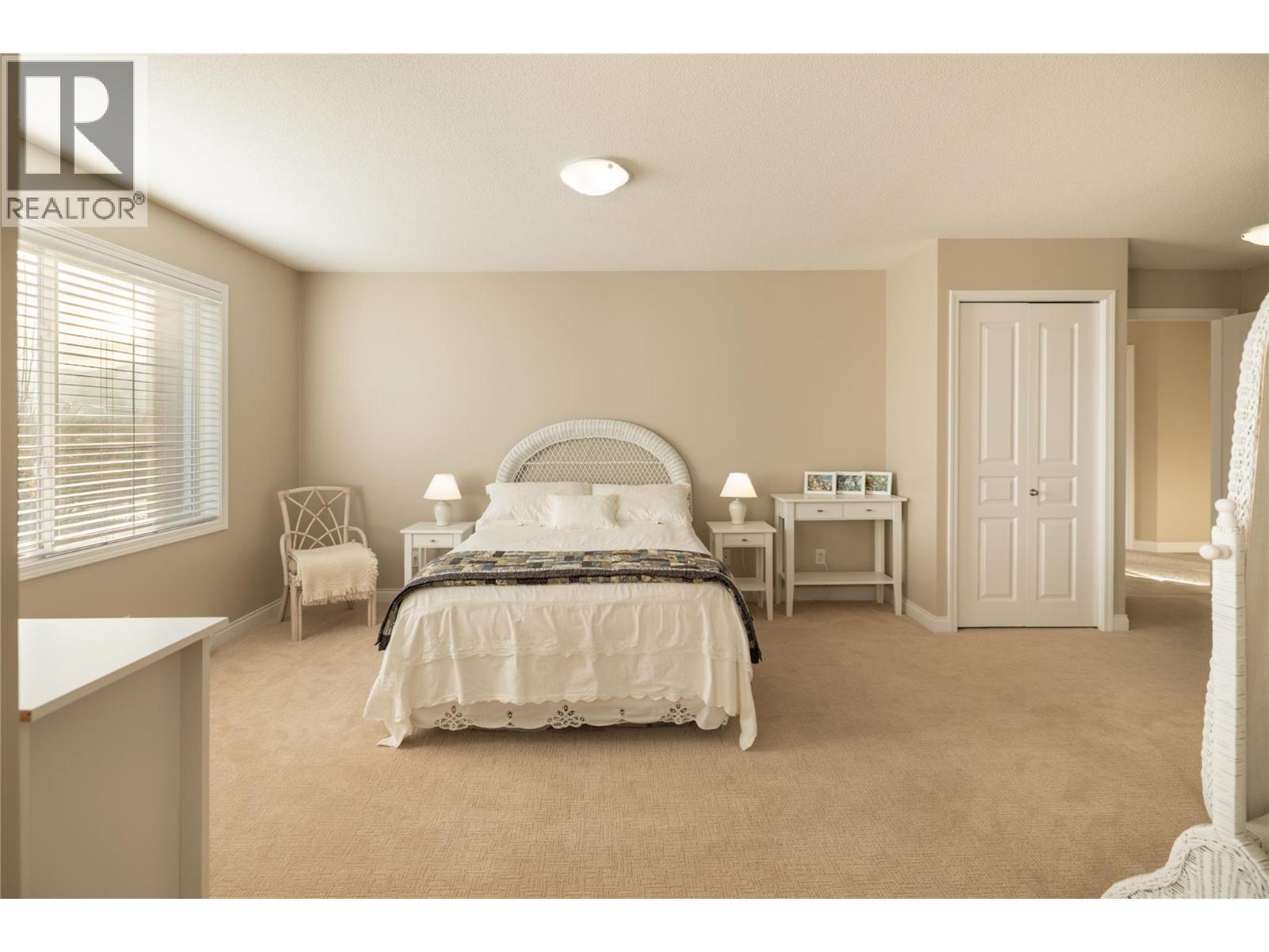 3870 Brown Road Unit# 211, West Kelowna, BC - Indoor Photo Showing Bedroom