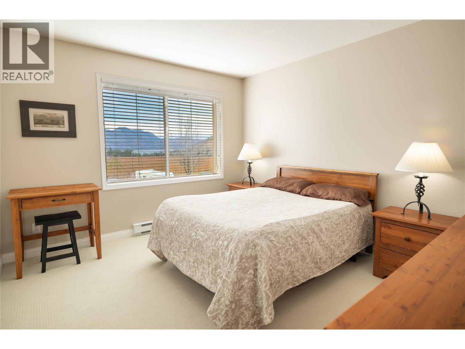 3870 Brown Road Unit# 211, West Kelowna, BC - Indoor Photo Showing Bedroom