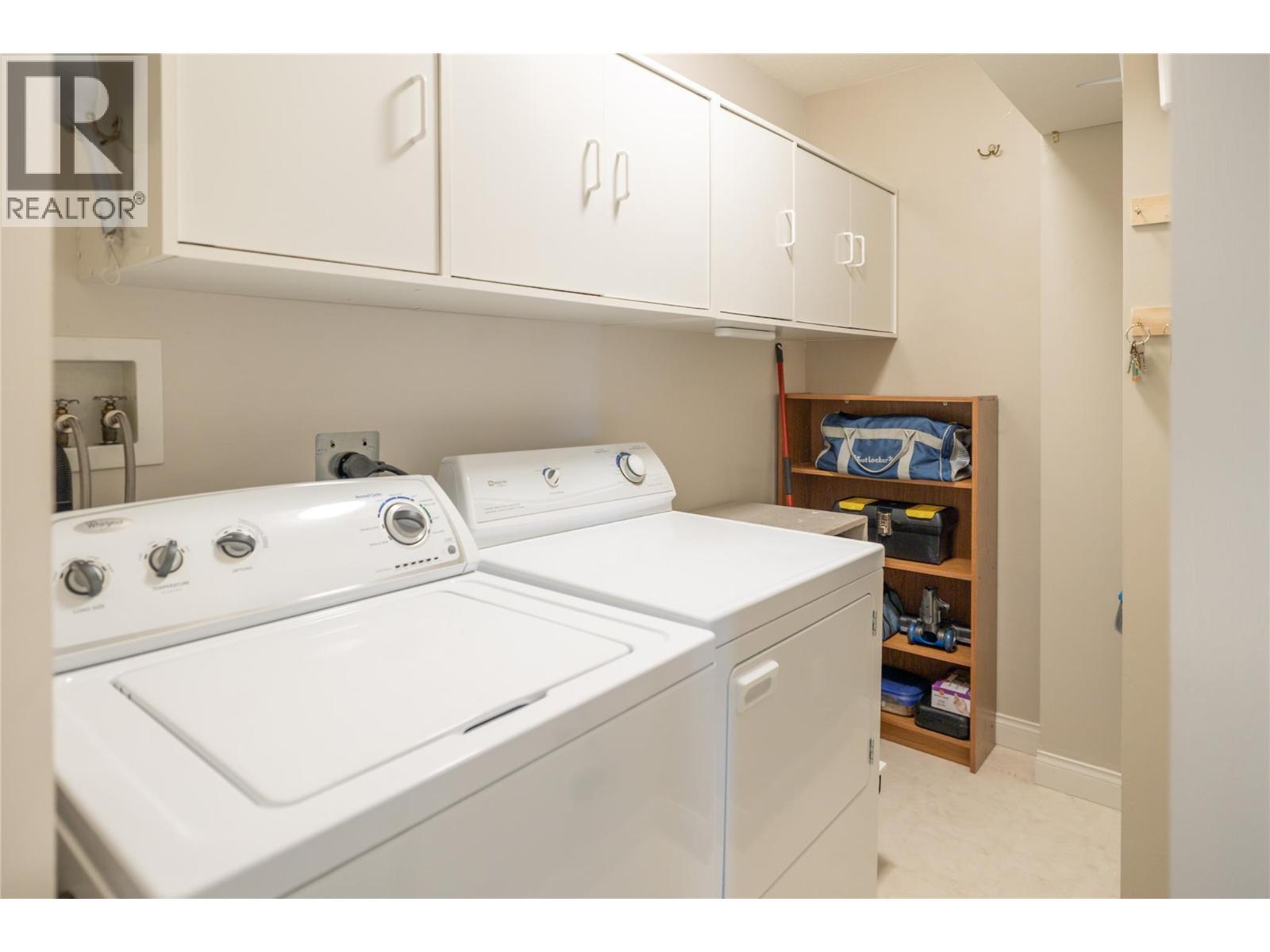 3870 Brown Road Unit# 211, West Kelowna, BC - Indoor Photo Showing Laundry Room