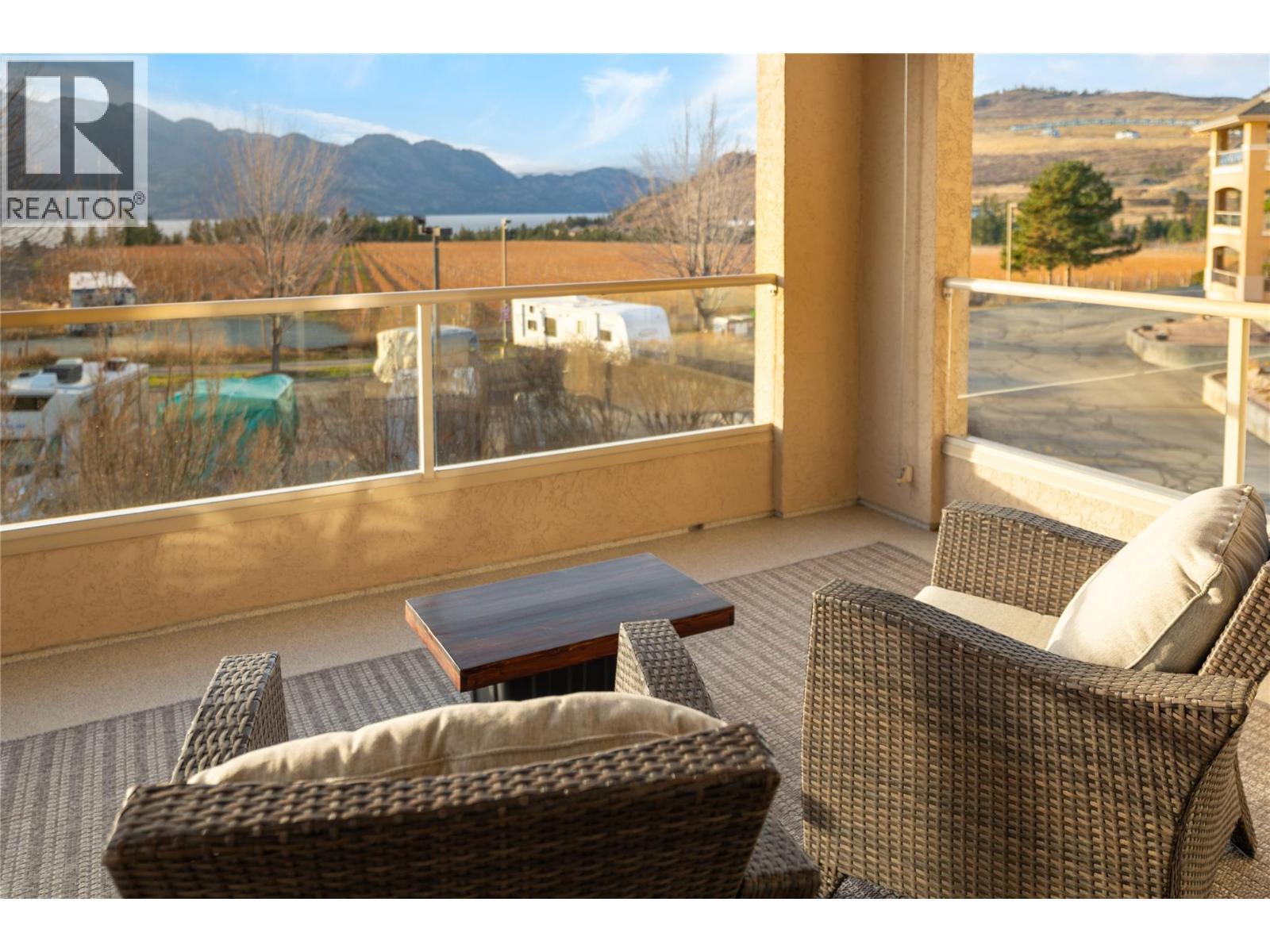 3870 Brown Road Unit# 211, West Kelowna, BC - Outdoor