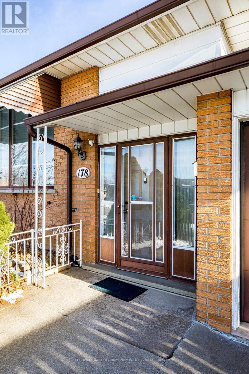 178 Marcella Crescent, Hamilton, ON - Outdoor With Exterior