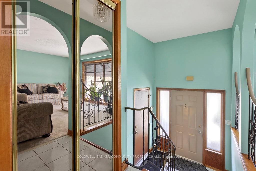 178 Marcella Crescent, Hamilton, ON - Indoor Photo Showing Other Room