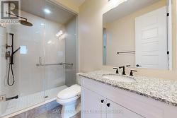 Ensuite w/i shower -