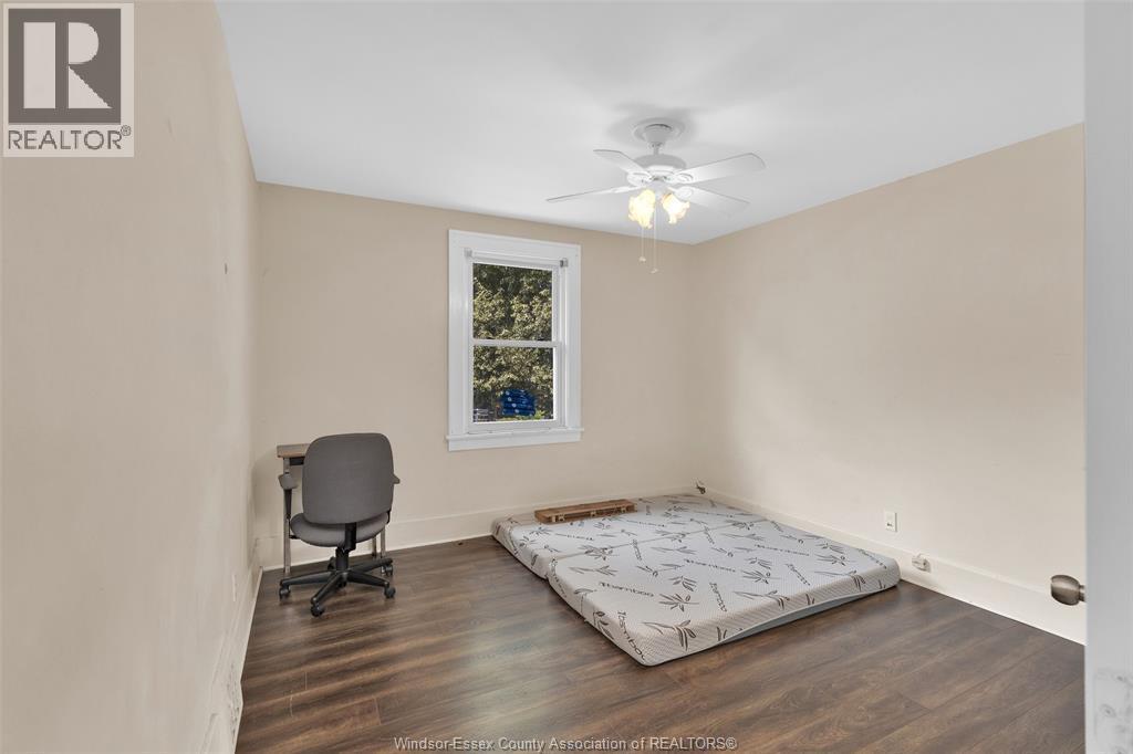 3217 Linwood, Windsor, ON - Indoor Photo Showing Other Room