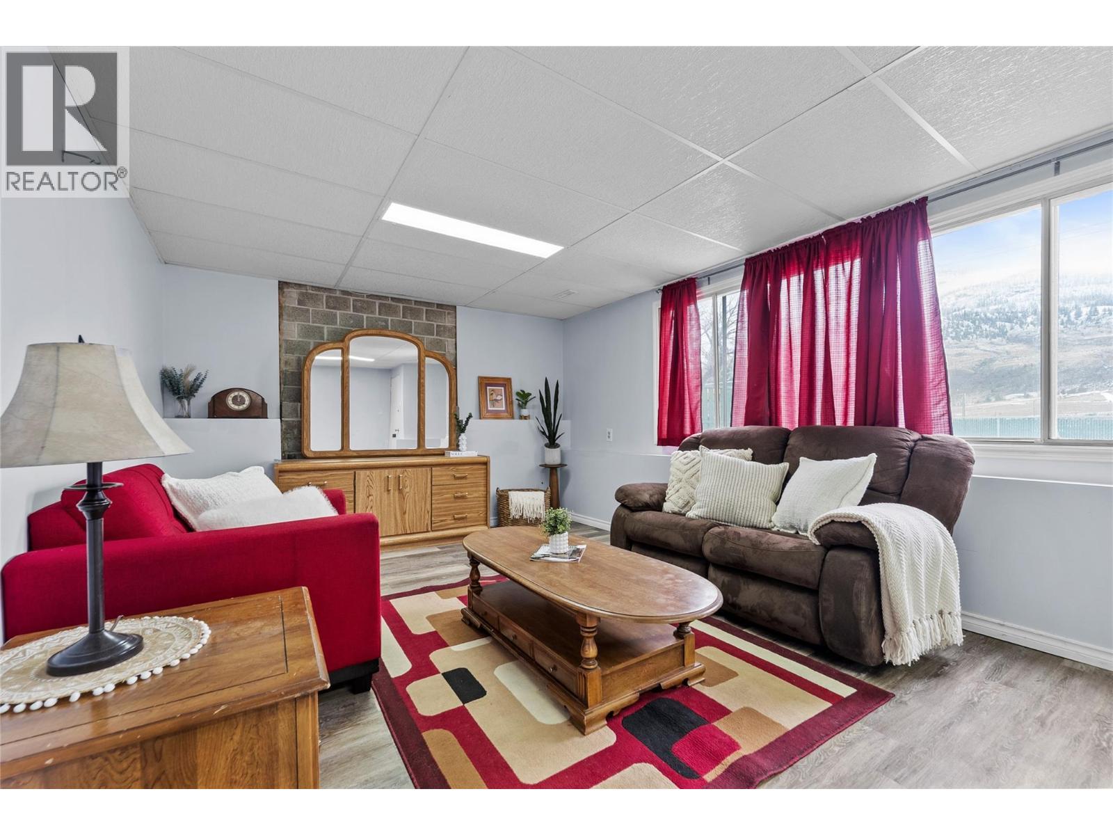 1572 Valleyview Drive, Cache Creek, BC - Indoor