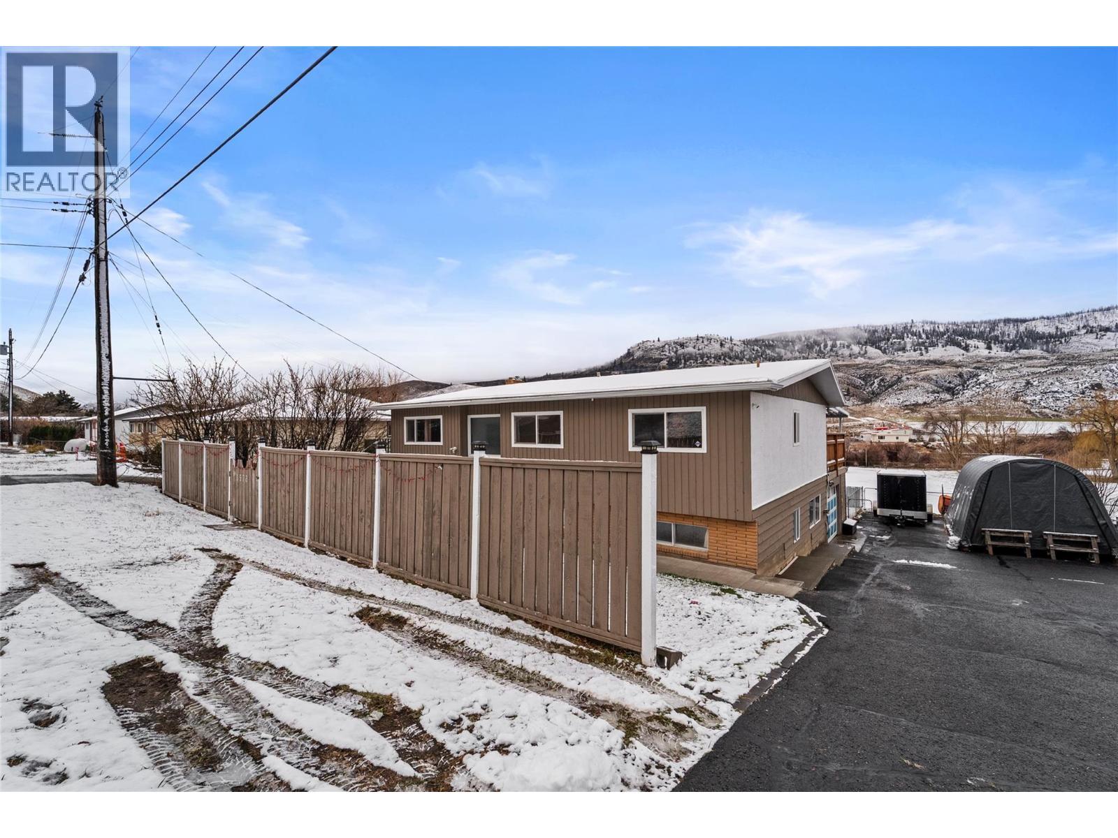 1572 Valleyview Drive, Cache Creek, BC - Outdoor