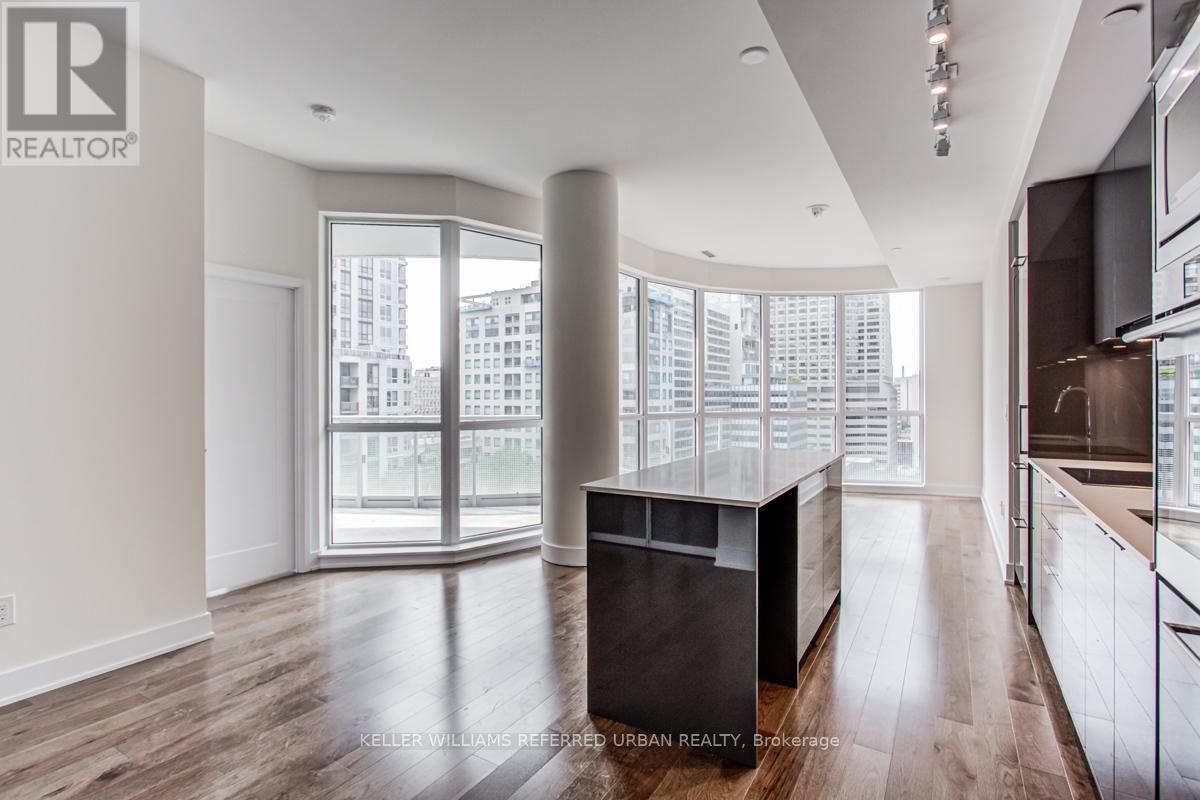 1102 - 88 Cumberland Street, Toronto, ON - Indoor Photo Showing Kitchen