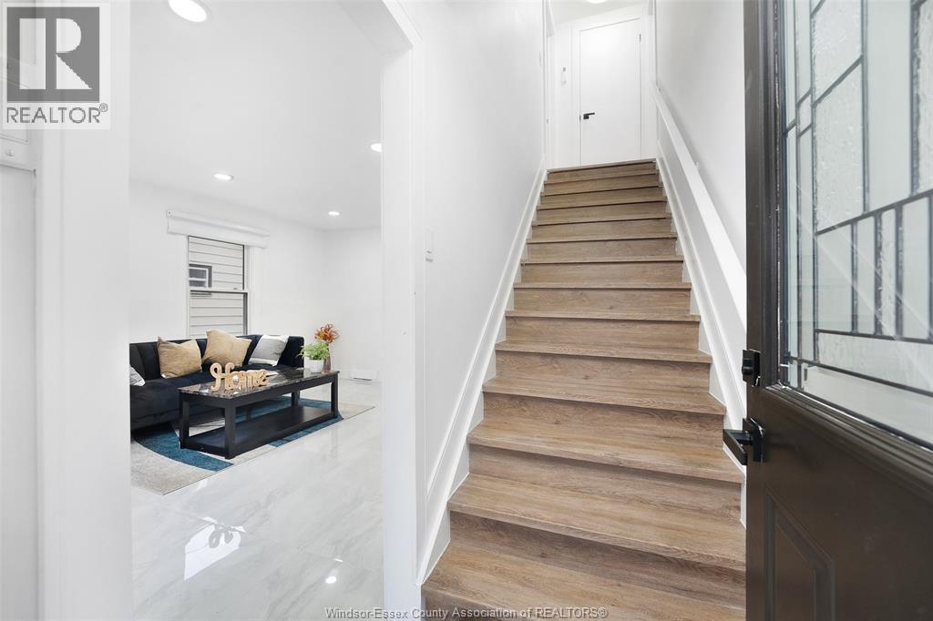 2157 Wellesley Ave, Windsor, ON - Indoor Photo Showing Other Room