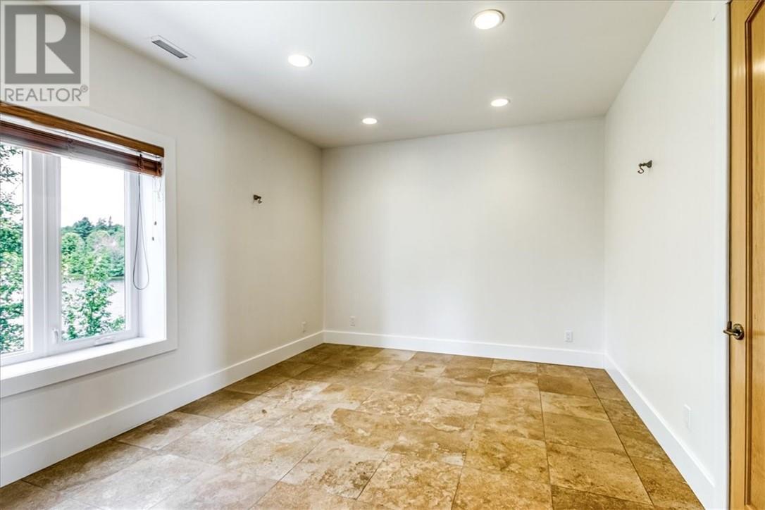 1064 Dew Drop Road, Sudbury, ON - Indoor Photo Showing Other Room