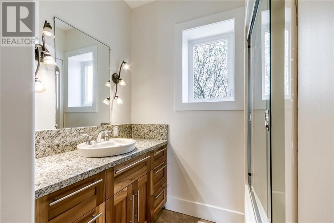 1064 Dew Drop Road, Sudbury, ON - Indoor Photo Showing Bathroom