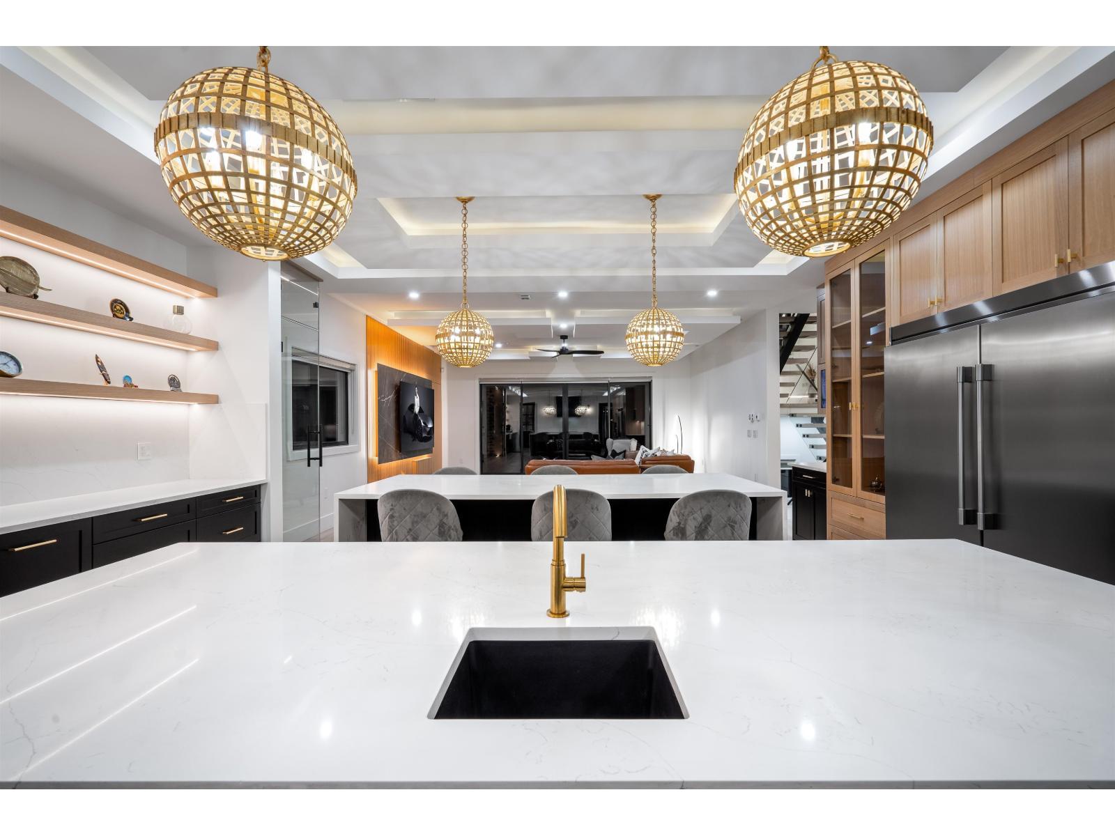 16850 106 Avenue, Surrey, BC - Indoor Photo Showing Kitchen