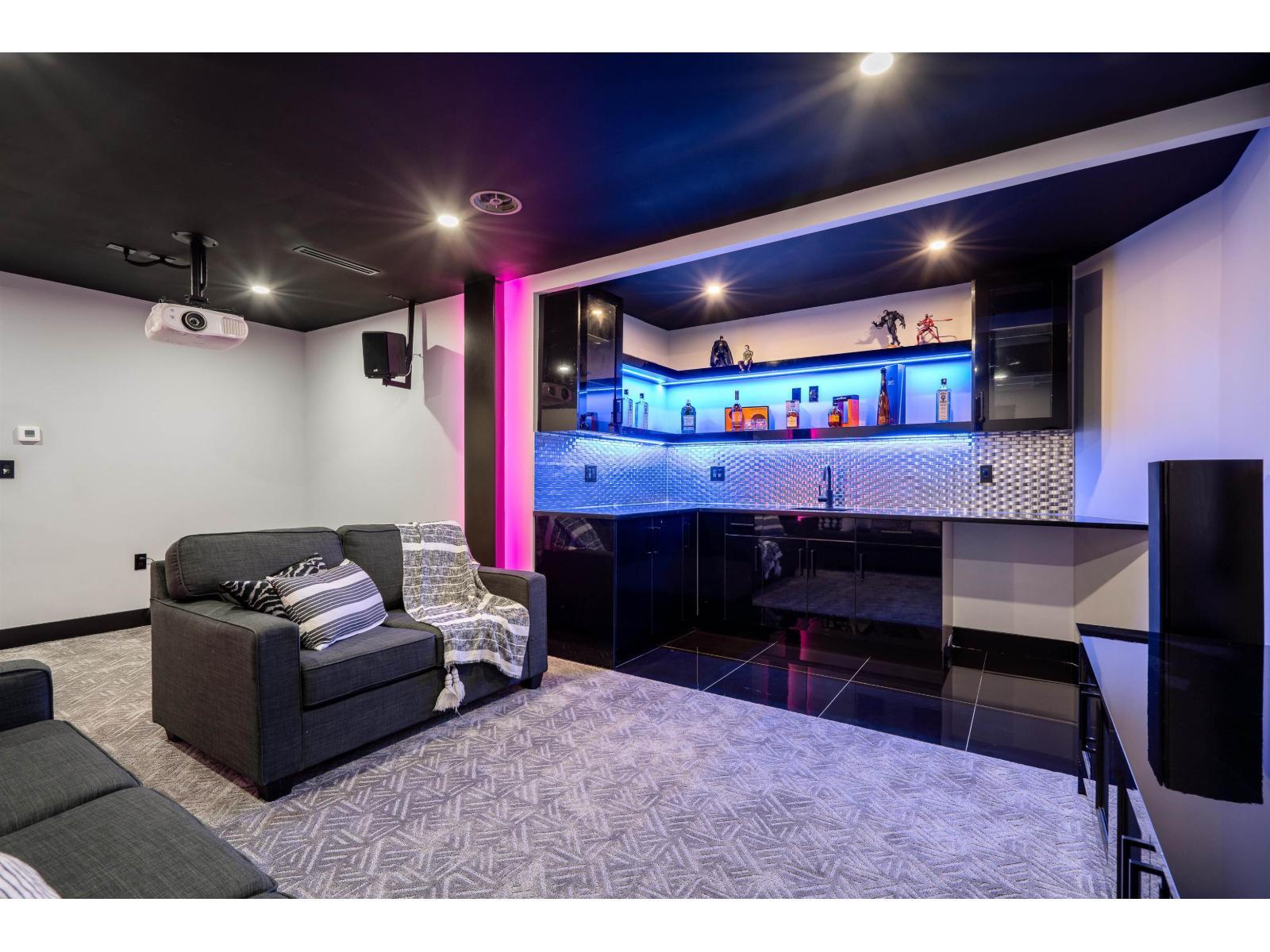 16850 106 Avenue, Surrey, BC - Indoor