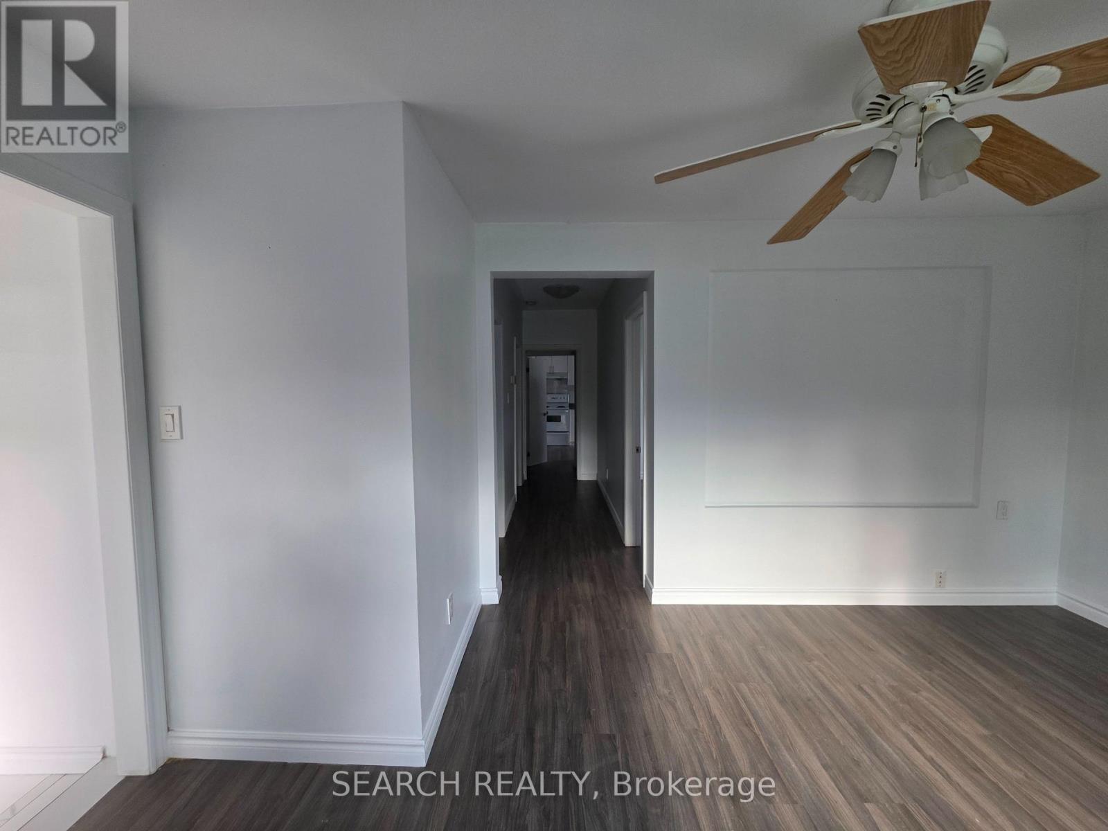 39 Rodda Boulevard, Toronto, ON - Indoor Photo Showing Other Room