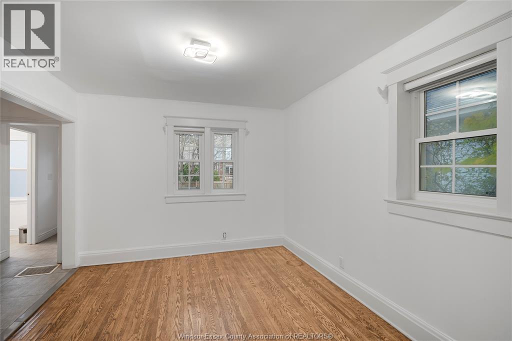 1752 Oneida, Windsor, ON - Indoor Photo Showing Other Room