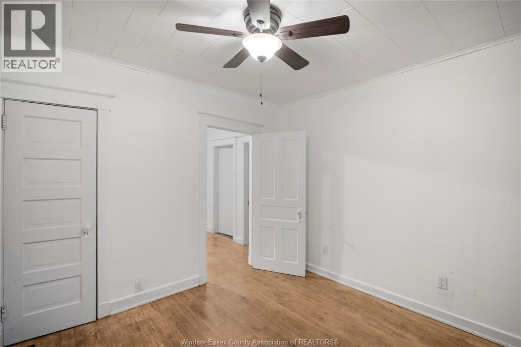1752 Oneida, Windsor, ON - Indoor Photo Showing Other Room