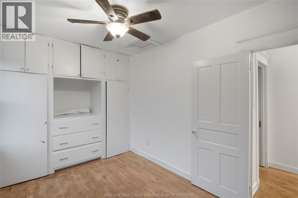 1752 Oneida, Windsor, ON - Indoor Photo Showing Other Room