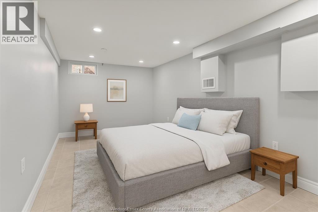 2783 Dominion Blvd, Windsor, ON - Indoor Photo Showing Bedroom