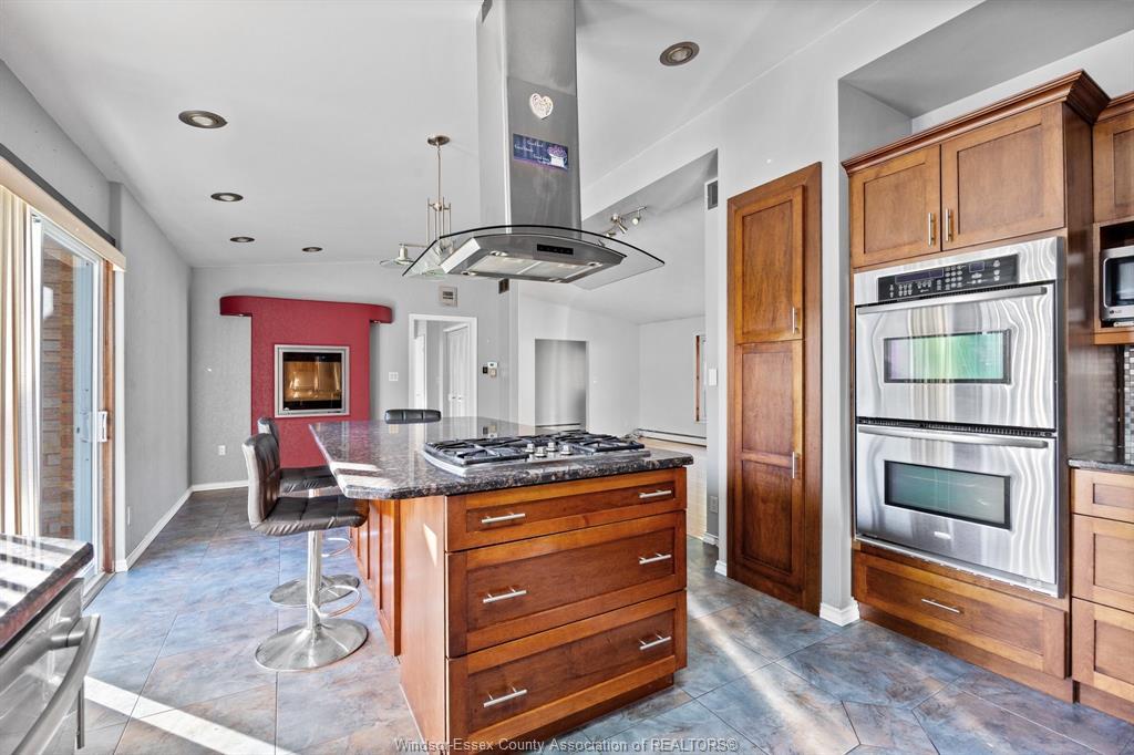 3740 Ouellette, Windsor, ON