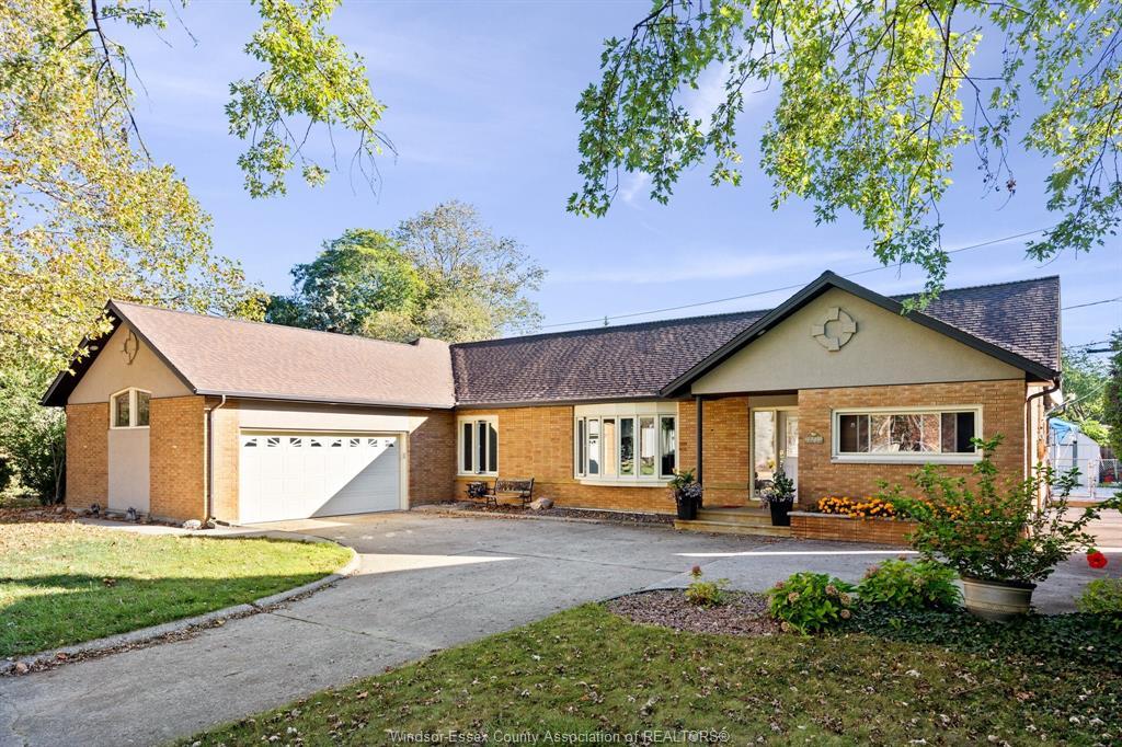 3740 Ouellette, Windsor, ON