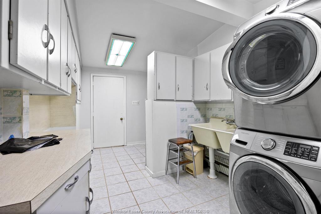 3740 Ouellette, Windsor, ON