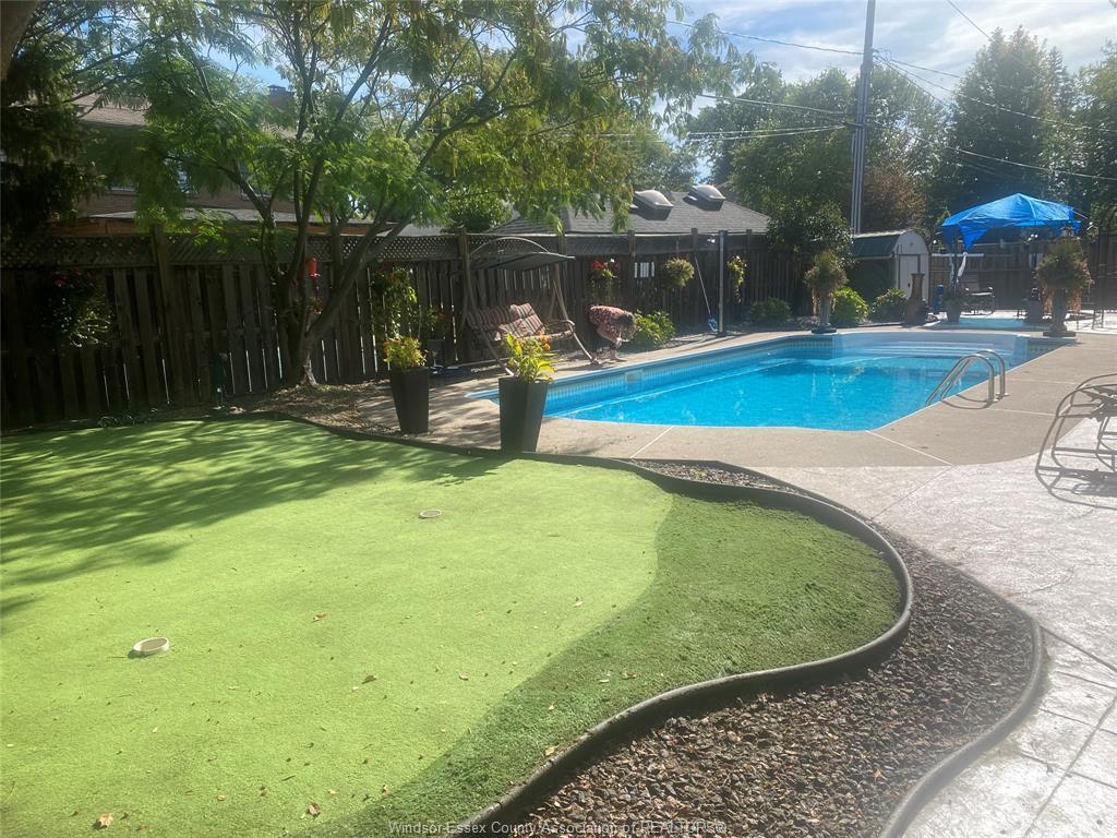 3740 Ouellette, Windsor, ON