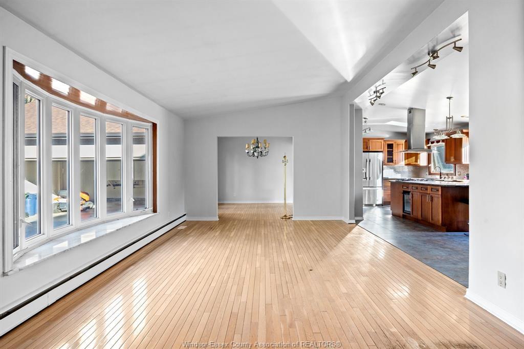 3740 Ouellette, Windsor, ON