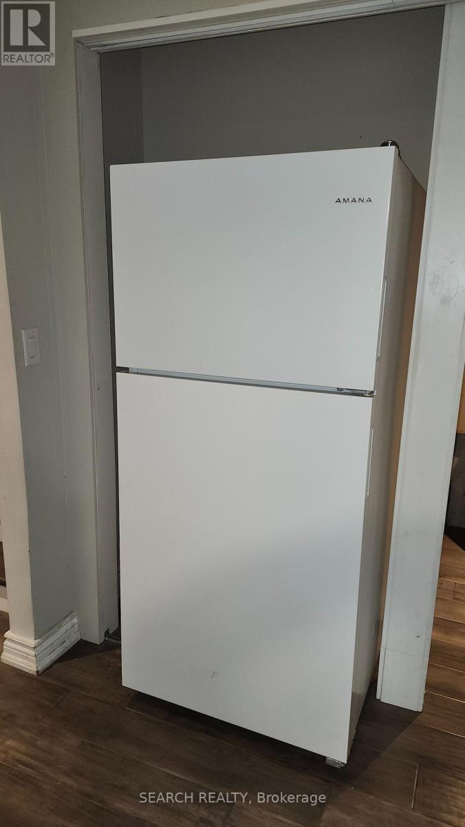 Basement - 3492 Fountain Park Avenue W, Mississauga, ON - Indoor Photo Showing Other Room