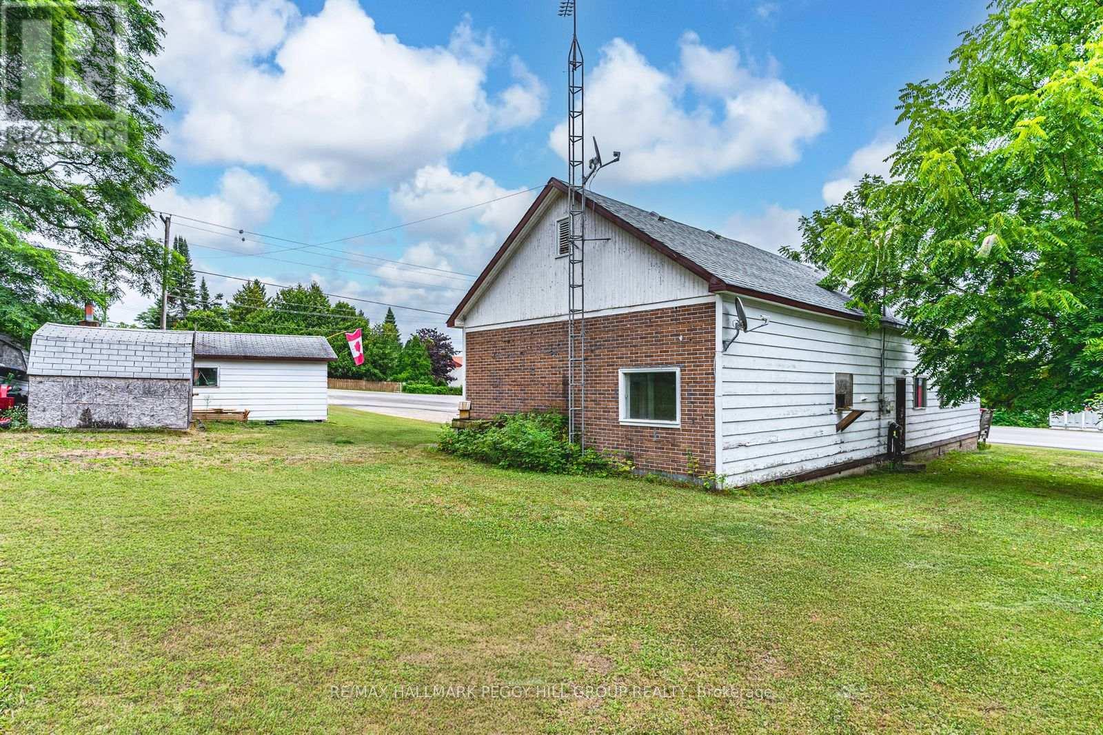 332 Champlain Road, Penetanguishene, ON - Outdoor