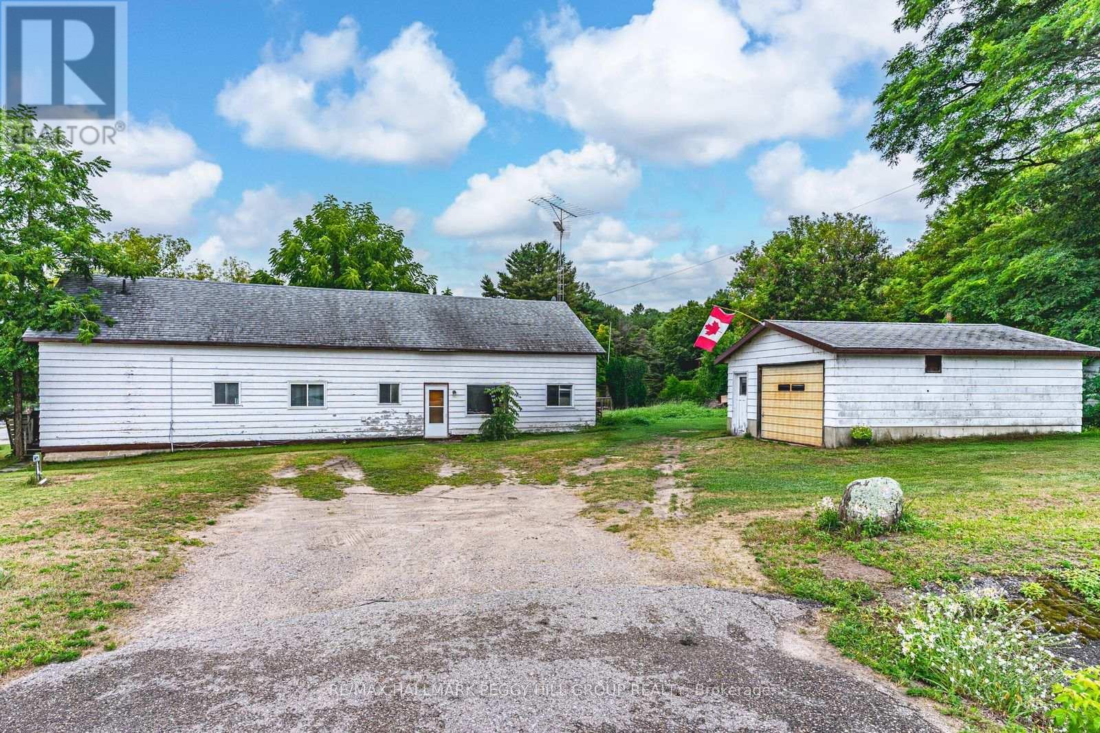 332 Champlain Road, Penetanguishene, ON - Outdoor