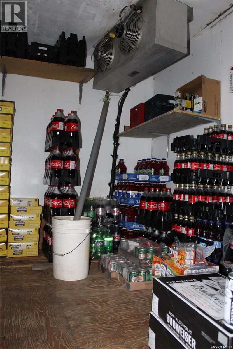 343 Redcoat Drive, Eastend, SK