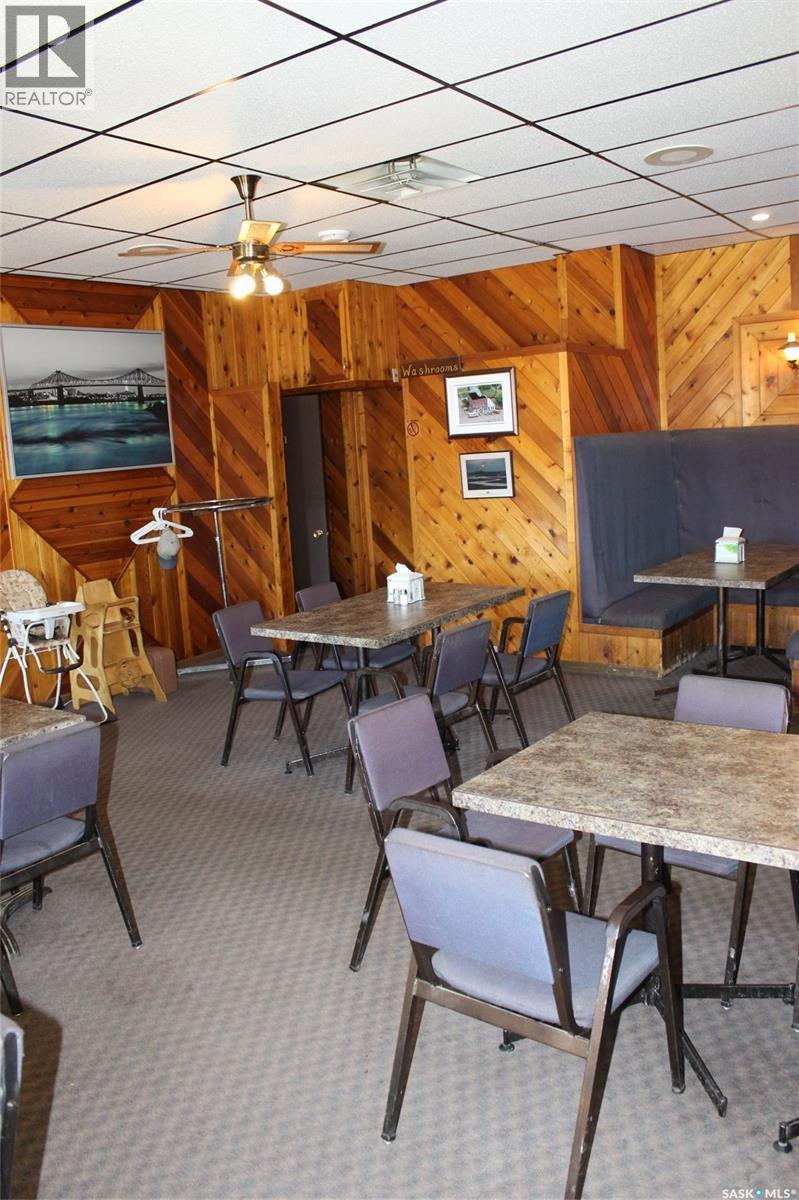 343 Redcoat Drive, Eastend, SK