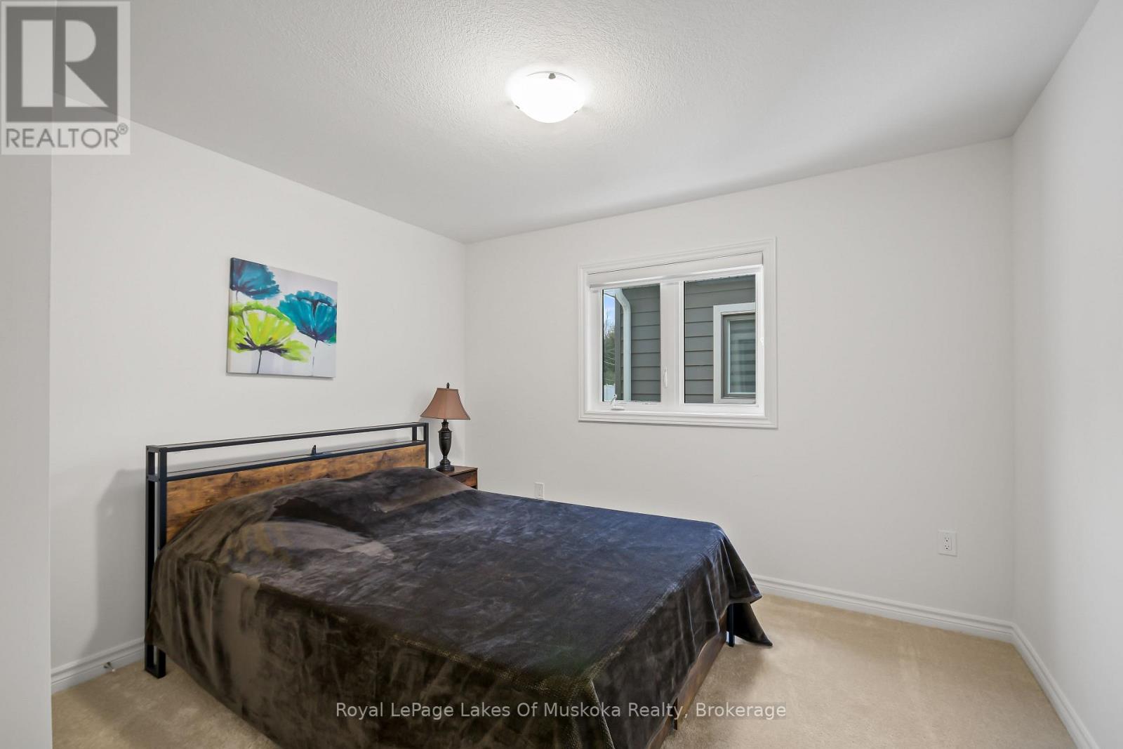 345 Mceachern Lane, Gravenhurst (Muskoka (S)), ON - Indoor Photo Showing Bedroom