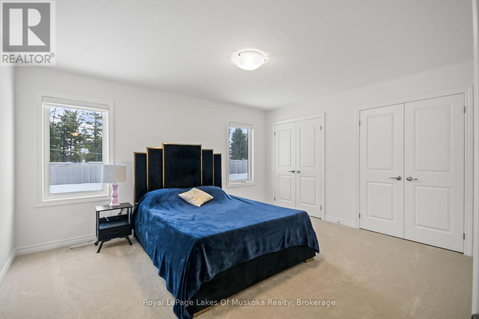 345 Mceachern Lane, Gravenhurst (Muskoka (S)), ON - Indoor Photo Showing Bedroom