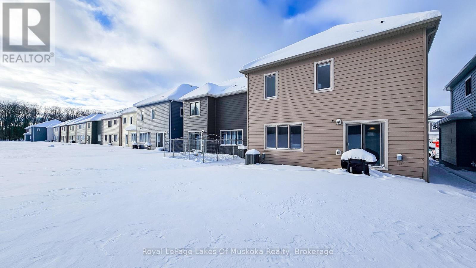 345 Mceachern Lane, Gravenhurst (Muskoka (S)), ON - Outdoor With Exterior