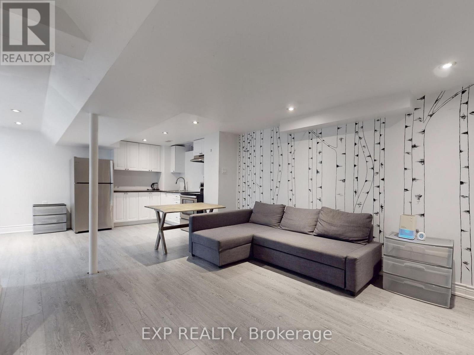 98 Lowther Avenue, Richmond Hill, ON - Indoor