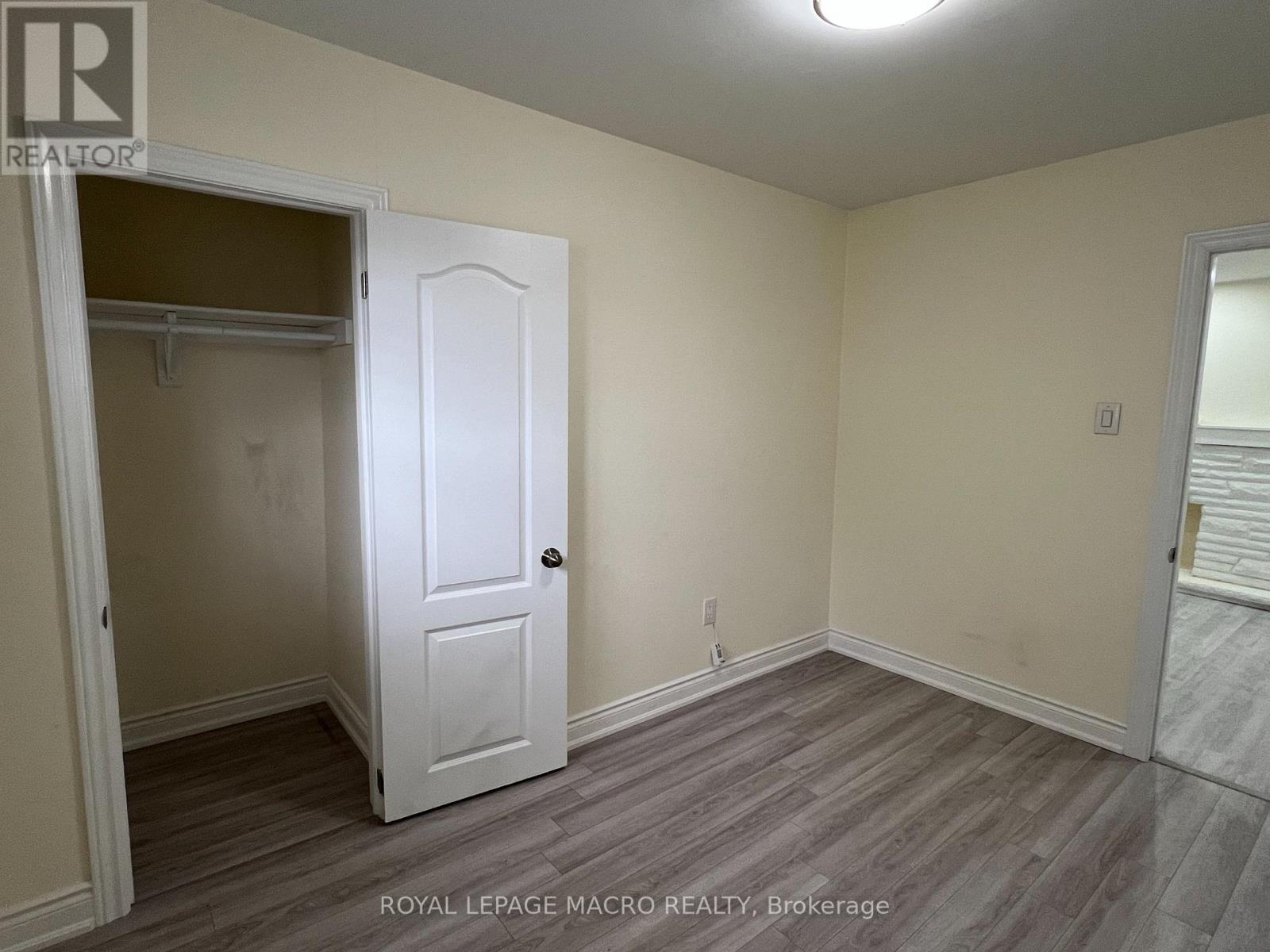 1032 Mud Street E, Hamilton, ON - Indoor Photo Showing Other Room