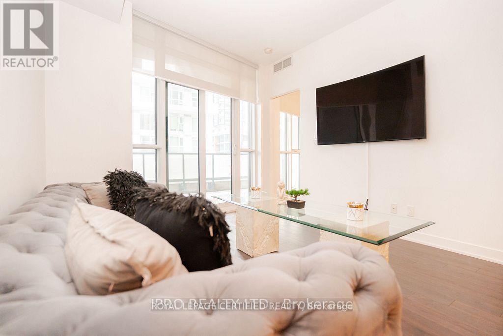 407 - 30 Ordnance Street, Toronto, ON - Indoor