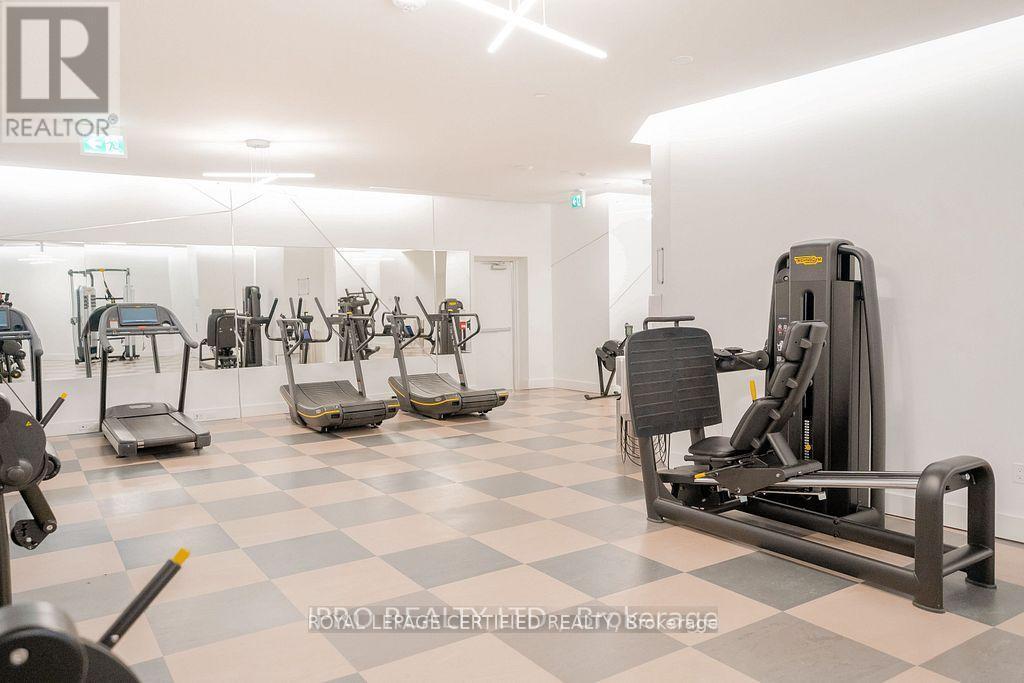 407 - 30 Ordnance Street, Toronto, ON - Indoor Photo Showing Gym Room