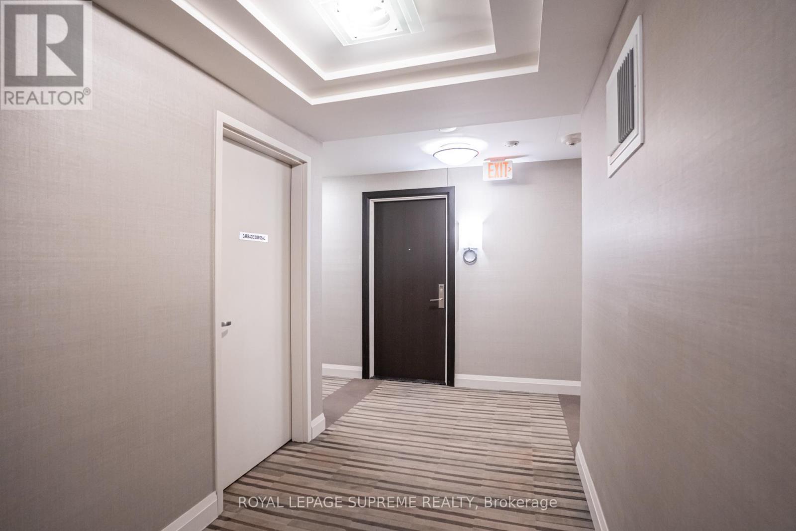 703 - 35 Fontenay Court, Toronto, ON - Indoor Photo Showing Other Room