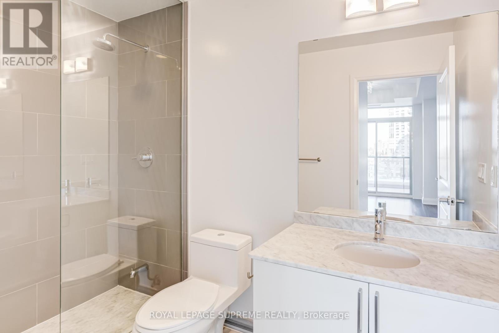 703 - 35 Fontenay Court, Toronto, ON - Indoor Photo Showing Bathroom
