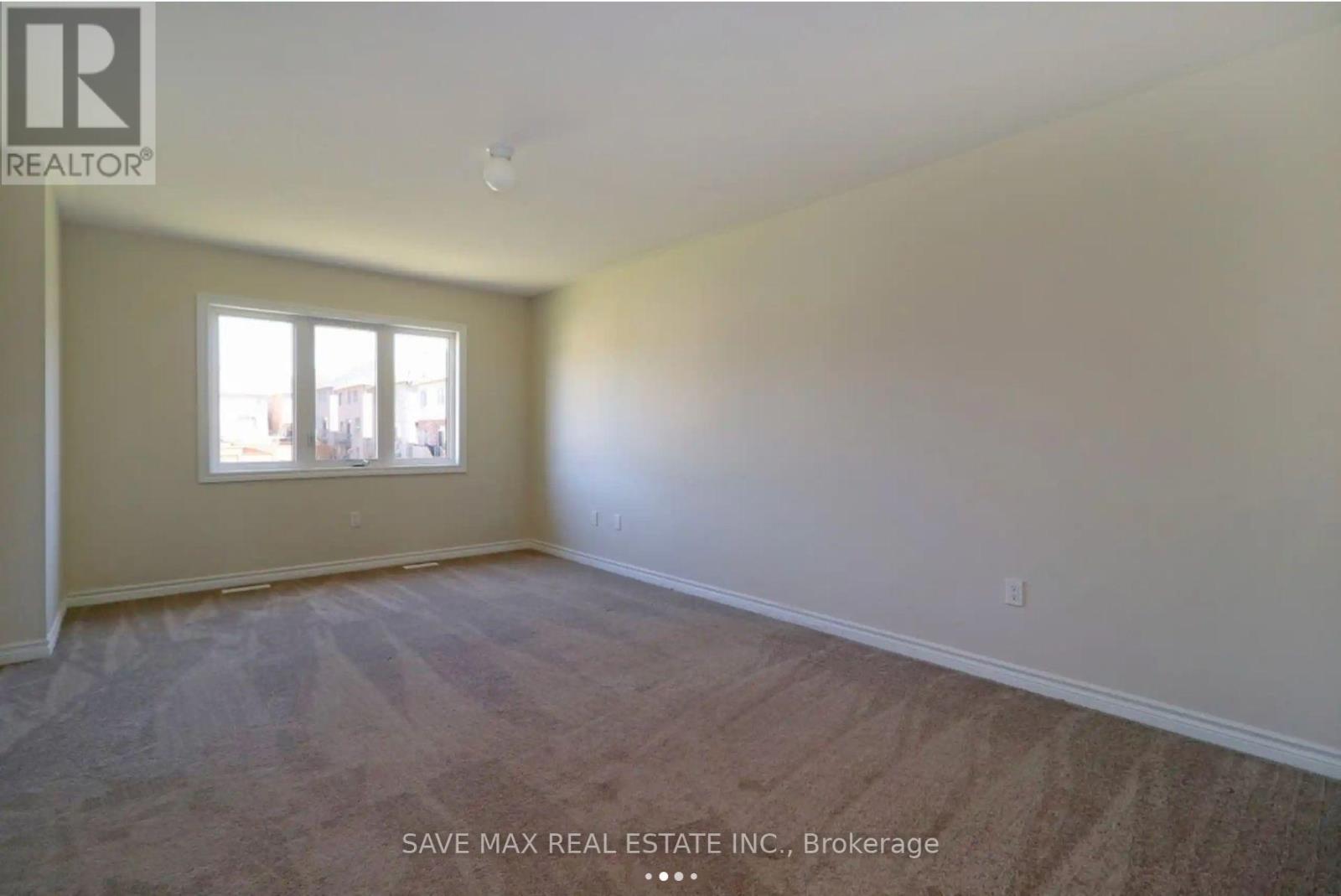 1251 Graham Clapp Avenue, Oshawa, ON - Indoor Photo Showing Other Room