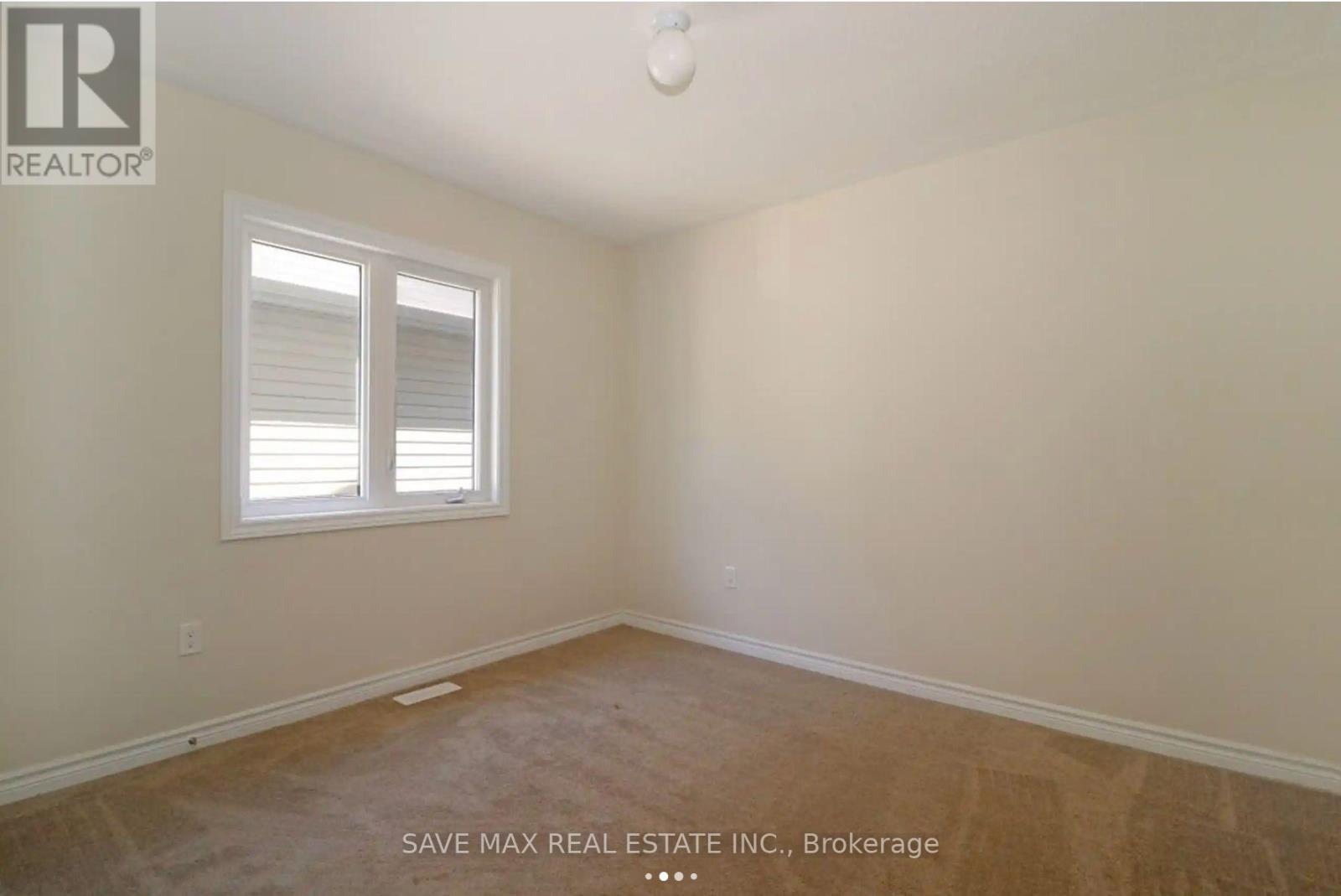 1251 Graham Clapp Avenue, Oshawa, ON - Indoor Photo Showing Other Room