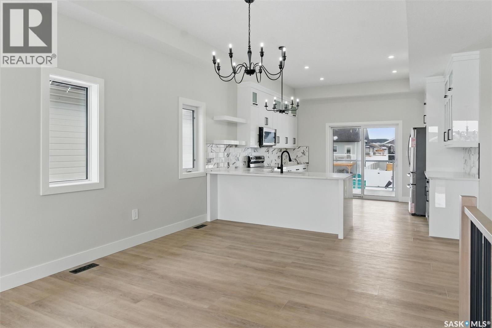 602 Weir Crescent, Warman, SK - Indoor