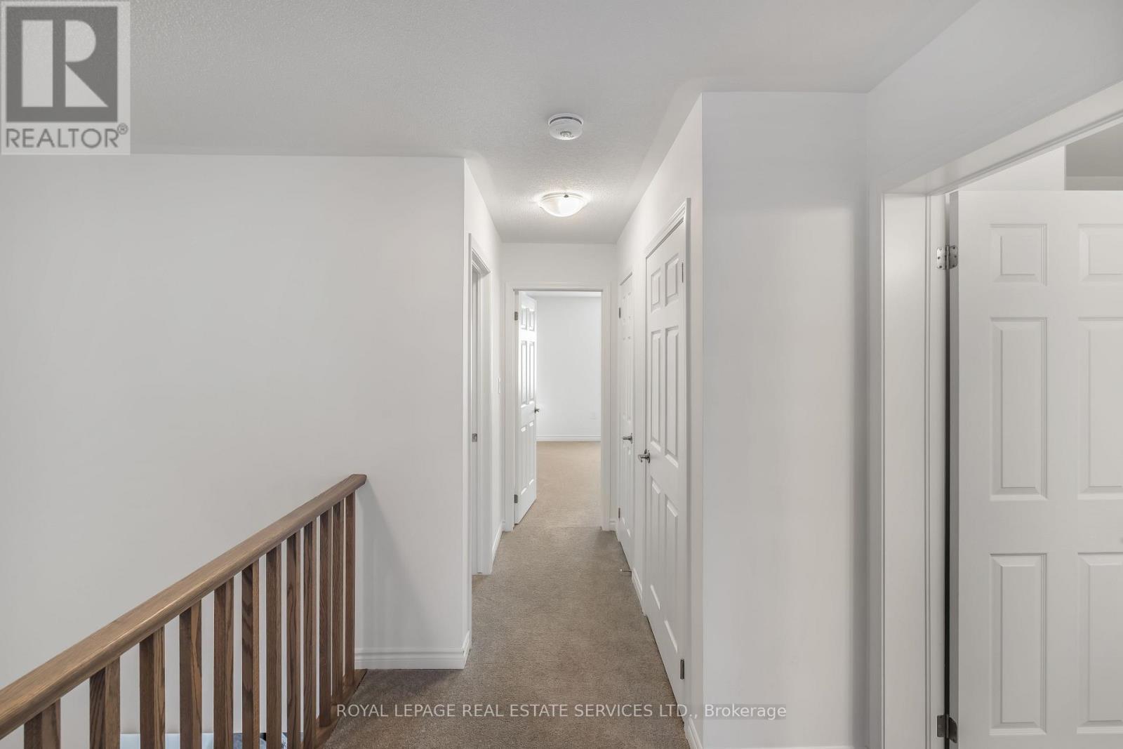 Upper hall - 1558 Scarlett Trail, Pickering, ON - Indoor Photo Showing Other Room