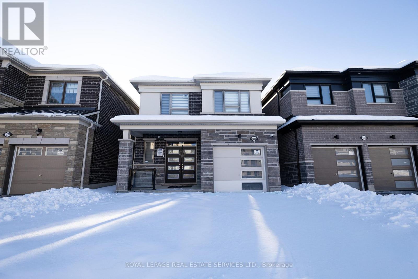 Front 2 - 1558 Scarlett Trail, Pickering, ON - Outdoor With Facade